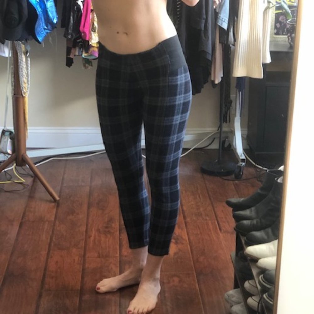 Stacy Chang thick quality fabric black check capri leggings